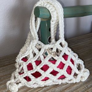 NWOT Emma Pills - Mini White Woven/Knit Beach and Pool Bag